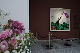 В Минске впервые представили шедевр Шагала «Прогулка»